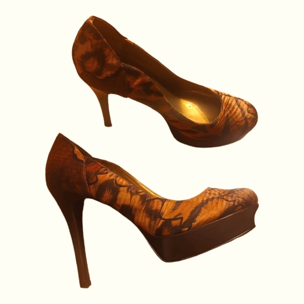Guess Platform Heels Size 8